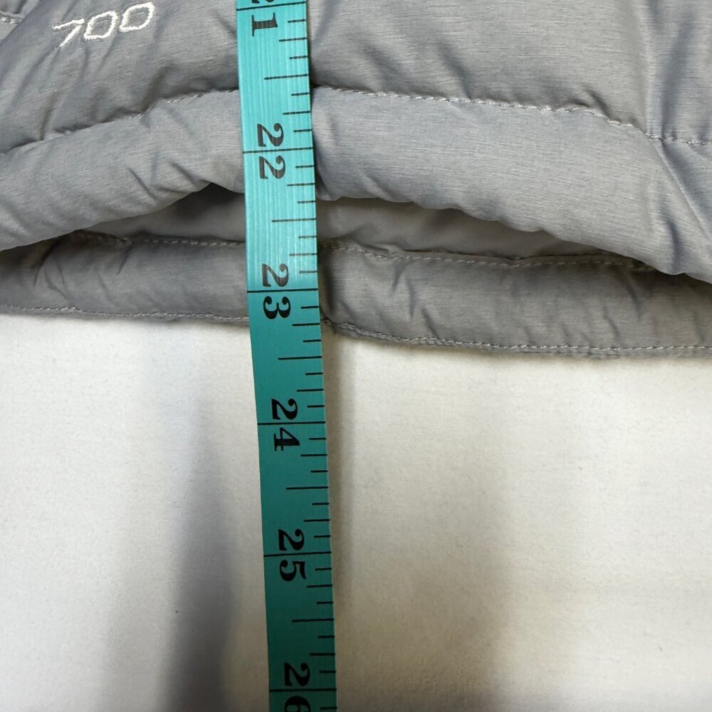 The North Face Women’s Nuptse 700 Vest Medium Gray Down Insulated EUC - Picture 12 of 14